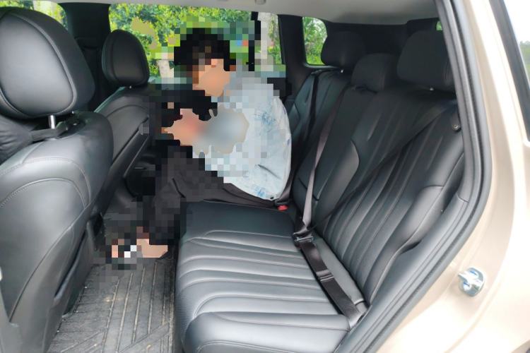 Used AION V 2024 Aion Tyrannosaurus 650 LiDAR Edition Left Rear Seat