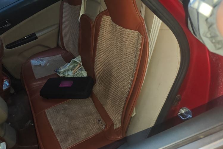 Used CHANGAN Eado 2015 1.6L Manual Luxury Model China IV Standard Left Rear Seat