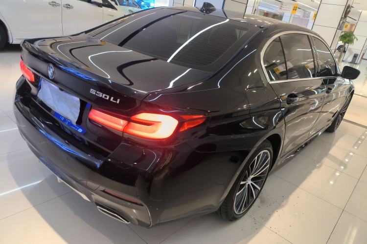 Used BMW 5 Series 2022 Restyled 530Li Leading Edition M Sport Package
