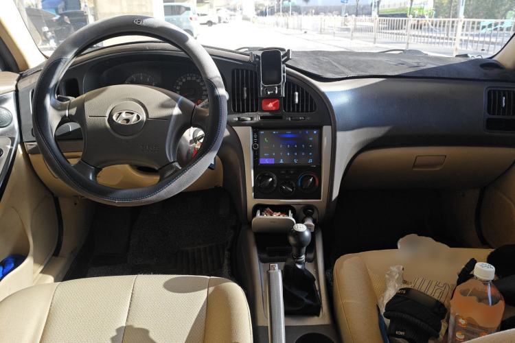 Used Hyundai Elantra 2011 1.6L Manual Comfort Version
