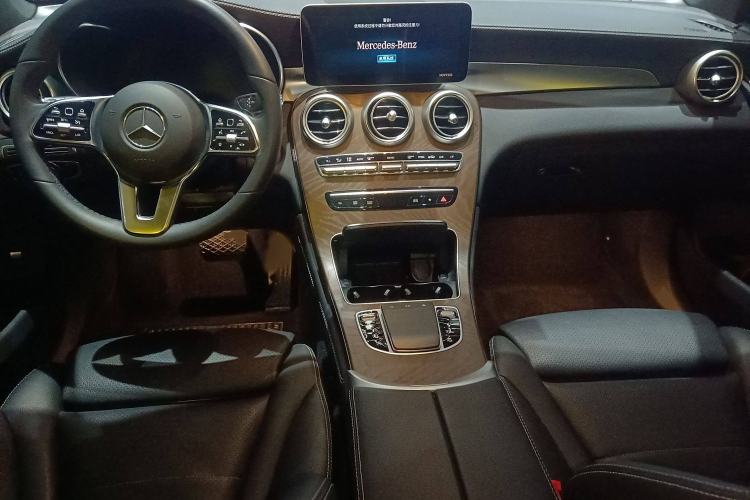 Used Mercedes-Benz GLC 2020 GLC 260 L 4MATIC Luxury Model