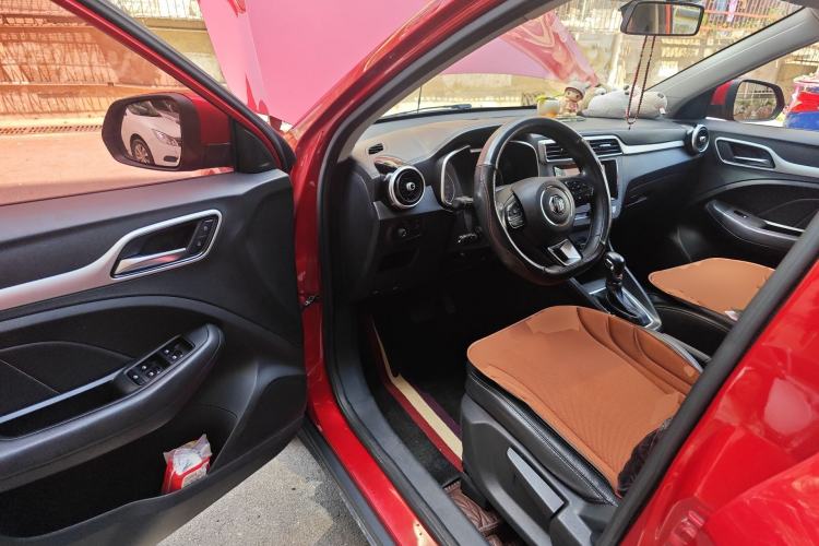 Used MG ZS 2017 1.5L Automatic Luxury Edition Driver Seat