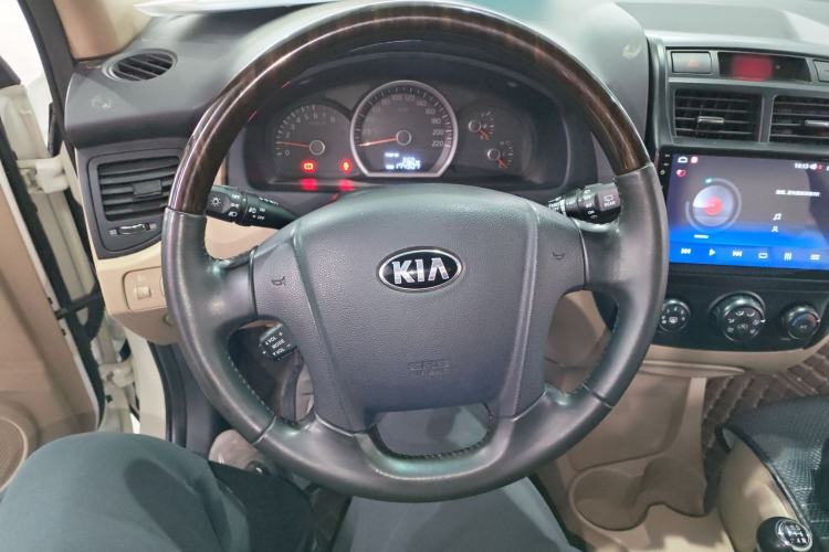 Used Kia Sportage 2013 2.0L Manual Two-Wheel Drive GL Trim