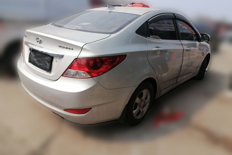 Used Hyundai Verna (older generation) 2010 Sedan 1.4L Automatic Comfort Model GS Rear Right 45 Deg