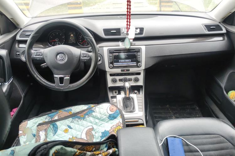 Used Volkswagen Magotan 2012 1.8TSI Prestige Model Center Console