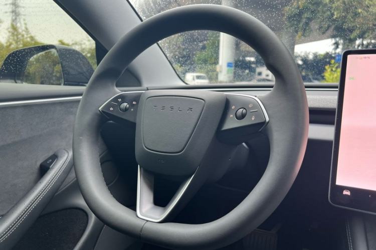 Used Tesla Model 3 2023 Long-Range All-Wheel-Drive Version