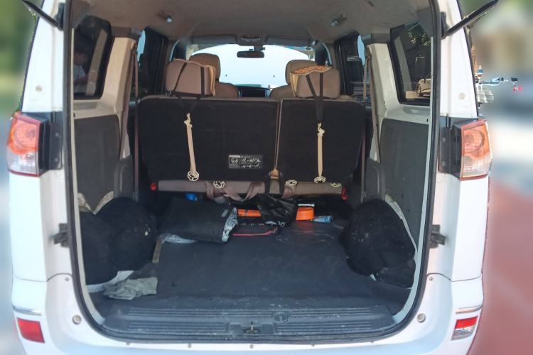 Used Dongfeng Shuaike 2014 1.5L Manual Standard 5-Seater China V Emission Standard