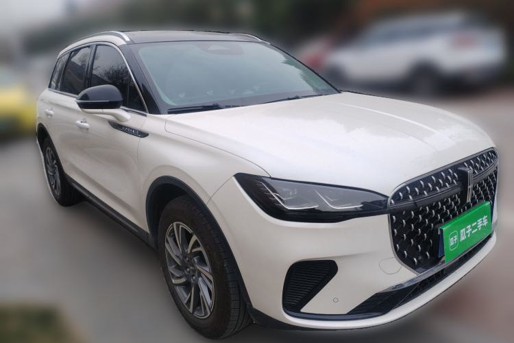 Used Lincoln Corsair 2024 2.0T Two-Wheel Drive Deluxe Edition Front Right 45 Deg