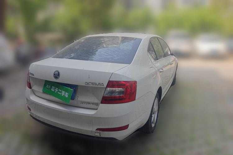 Used Skoda Octavia 2015 1.6L Automatic Yijie Edition
