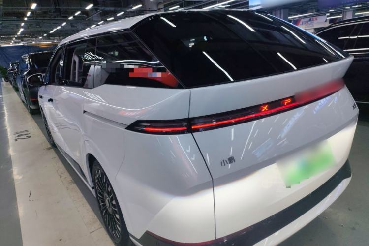 Used XPeng X9 2025 740 Ultra-Long Range Max
