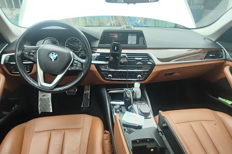 Used BMW 5 Series 2018 528Li Launch Special Edition Center Console