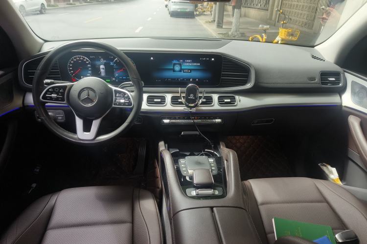 Used Mercedes-Benz GLE 2020 Restyled GLE 450 4MATIC Dynamic Edition Center Console