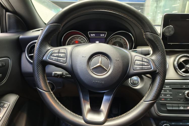 Used Mercedes-Benz CLA 2015 CLA 200