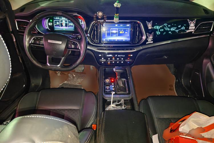 Used JETOUR X90 2019 1.6T DCT Luxury Touring Edition 7 Seats China VI Standard Center Console