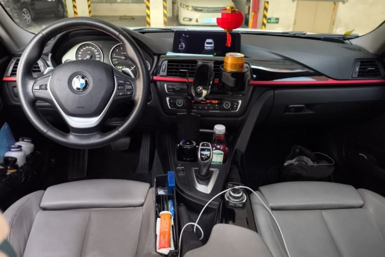 Used BMW 3 Series 2013 320i Sport Design Package
