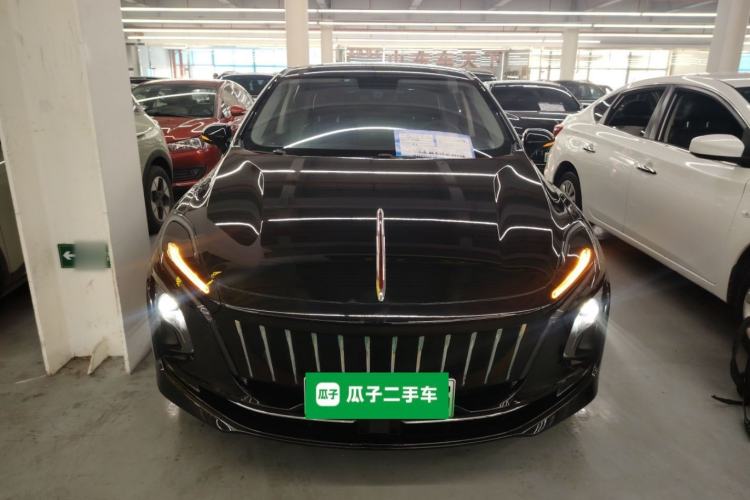 Used Hongqi E-QM5 2023 Base Travel Edition
