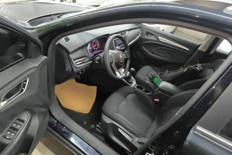 Used Roewe RX3 2018 1.6L Manual Entry-Level Model