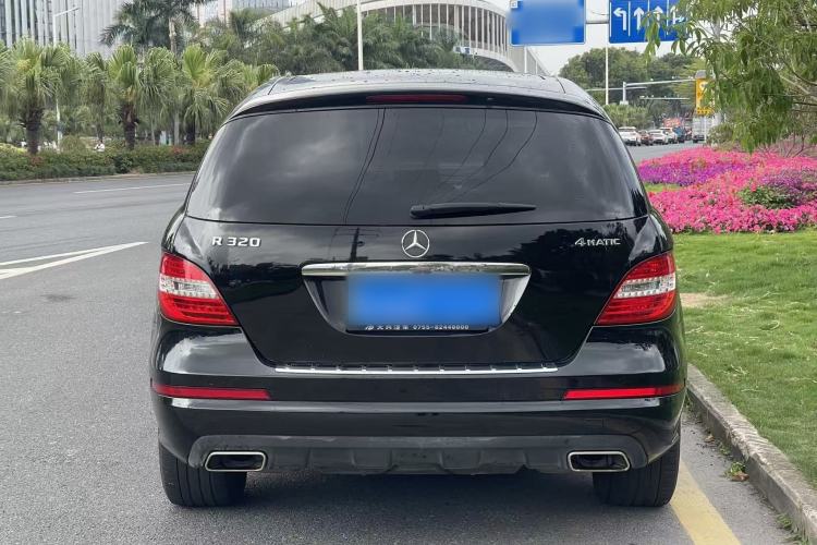 Used Mercedes-Benz R-Class 2017 R 320 4MATIC Business Edition Prestige Model
