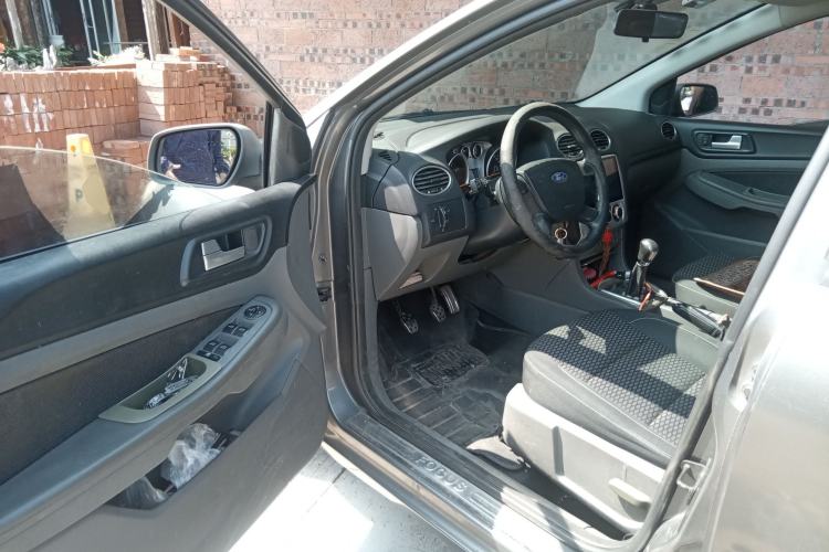 Used Ford Focus 2013 Hatchback Classic 1.8L Manual Base Model
