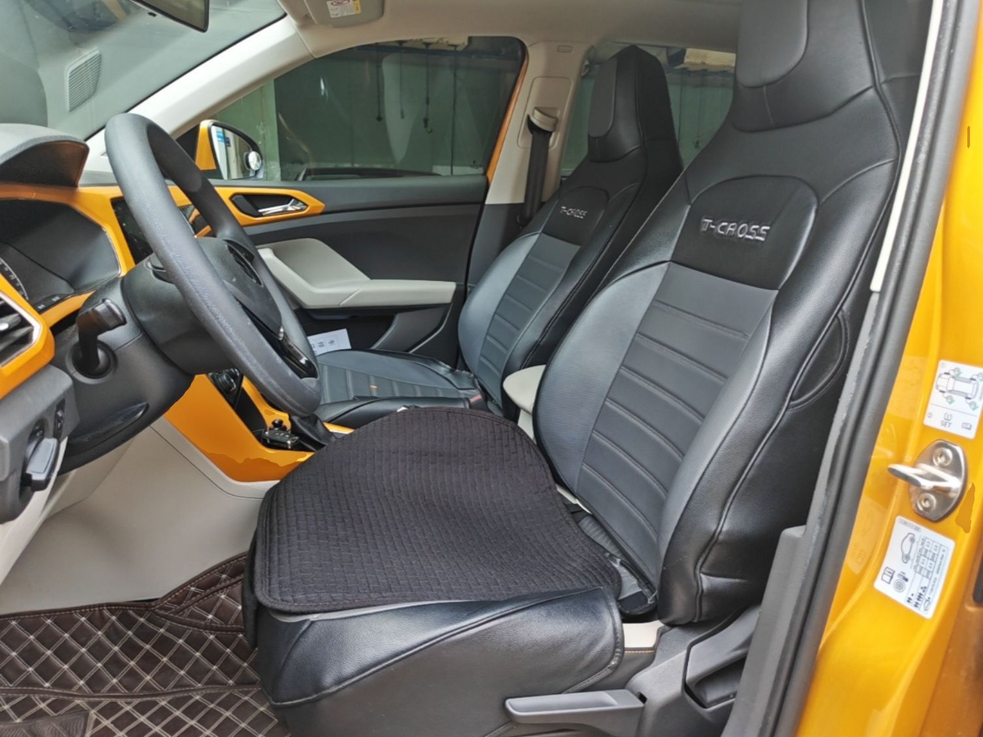 Interior delantero