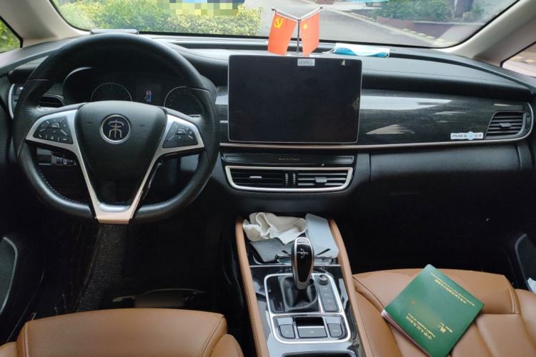 Used BYD Song MAX 2019 1.5T Automatic Smart Connect ZhiLian RuiDong 6-Seater China V Standard Center Console