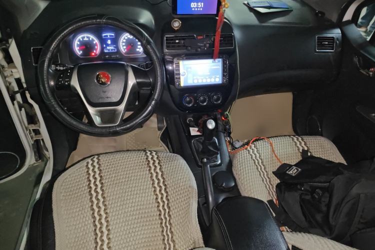 Used FORTHING Joyear X5 2013 1.6L Manual Luxury Model China IV Standard