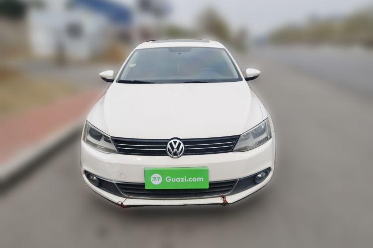 Used Volkswagen Sagitar 2014 1.6L Automatic Comfort Model Front