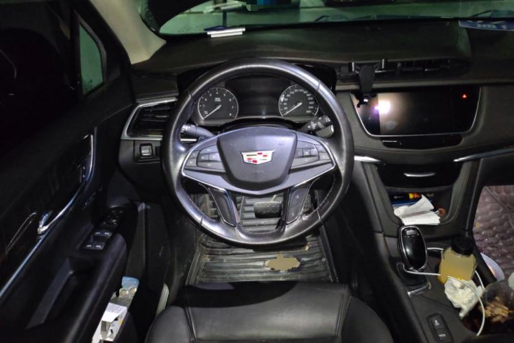 Used Cadillac XT5 2018 25T Luxury Model