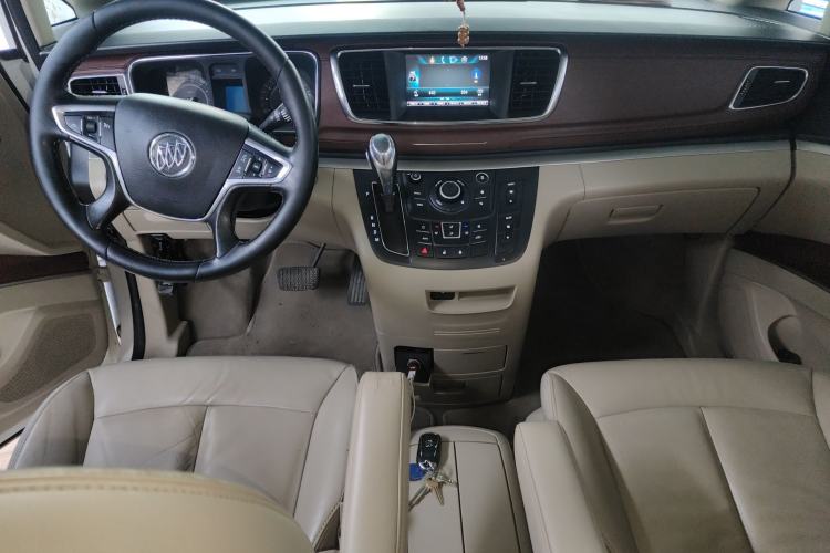 Used Buick GL8 2018 28T Luxury Model China VI Standard
