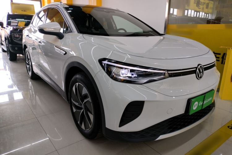 Used Volkswagen ID.4 CROZZ 2024 Pure Edition Limited Edition Front Right 45 Deg