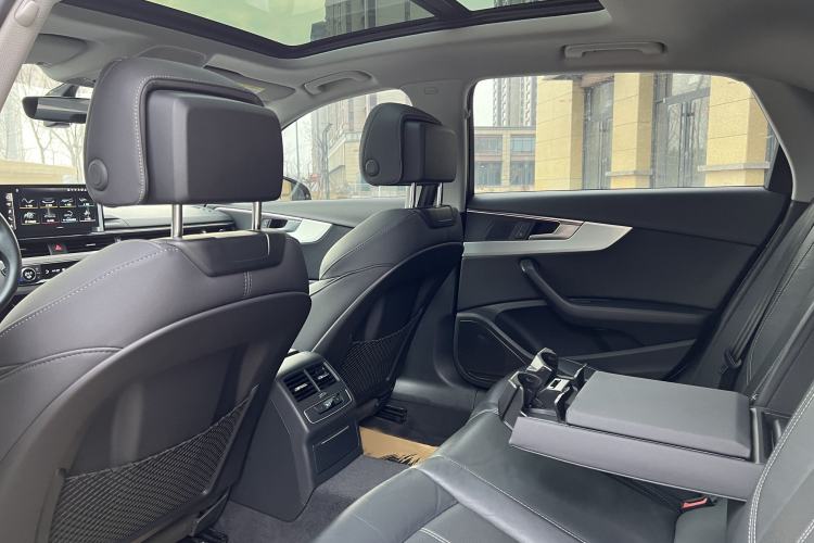 Used Audi A4L 2020 40 TFSI Luxury Dynamic Model
