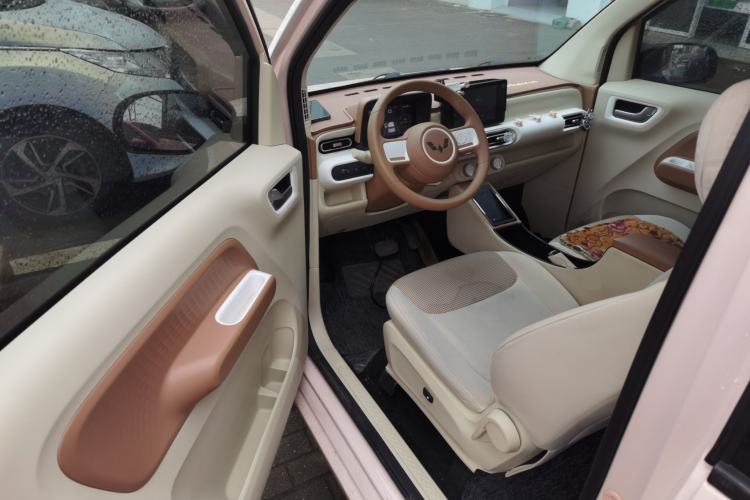 Used Wuling Hongguang MINIEV 2024 3rd Generation 215km Advanced Version Driver Seat