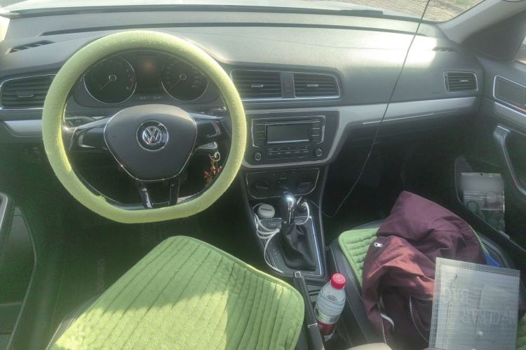 Used Volkswagen Gran Lavida 2015 1.6L Automatic Comfort Edition
