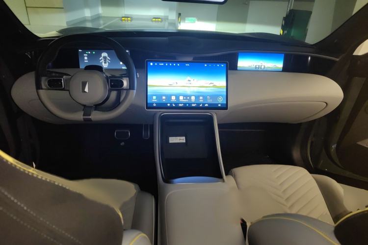 Used Avatr 11 2022 Long-Range Dual-Motor Luxury Edition 4 Seats
