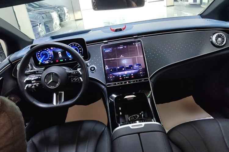 Used Mercedes-Benz EQE 2022 350 First Edition Special Version
