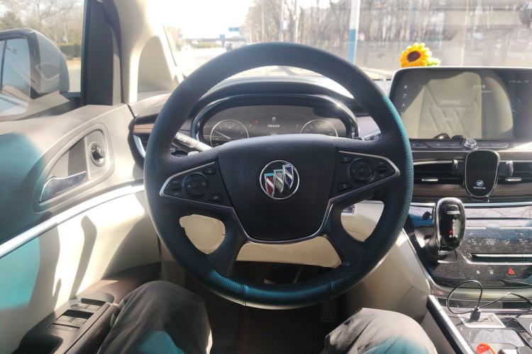 Used Buick GL8 2021 Land Cruiser Executive Class 652T Luxury Model