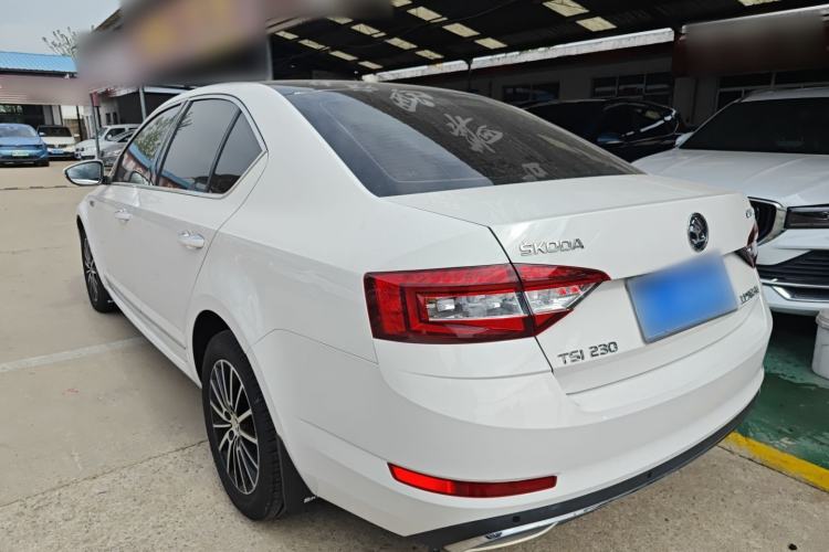 Used Skoda Octavia 2018 TSI230 DSG Luxury Edition
