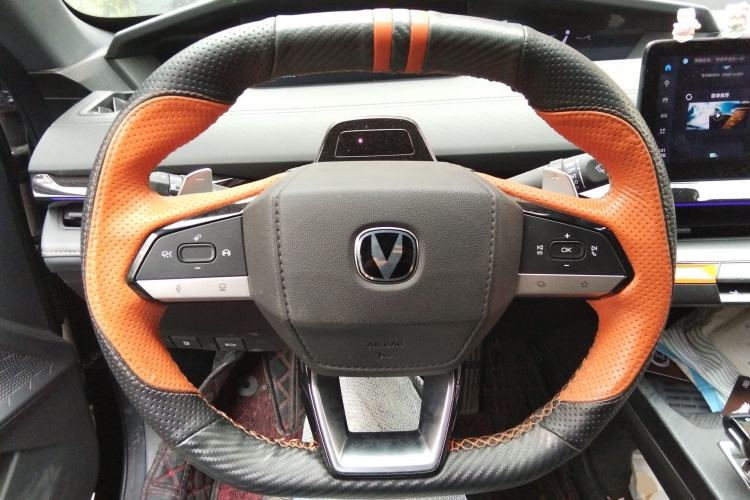 Used CHANGAN UNI-V 2022 1.5T Prestige Version
