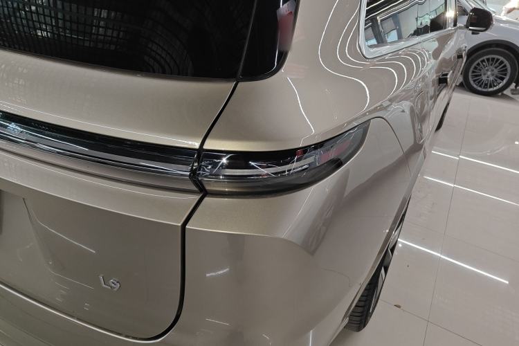 Used Li Auto L9 2022 Max model