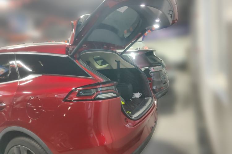 Used BYD Tang New Energy 2018 DM 2.0T All-Wheel Drive Smart Connect & Enjoyment Model 7 Seats China V Emission Standard Trunk