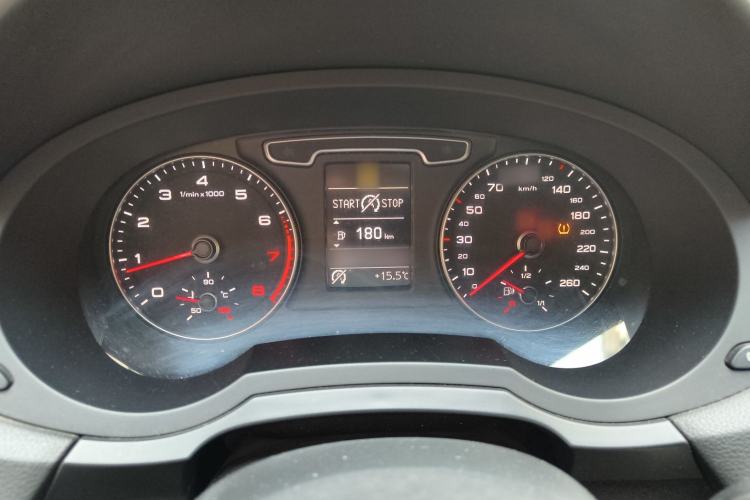 Used Audi Q3 2015 35 TFSI Comfort Model
