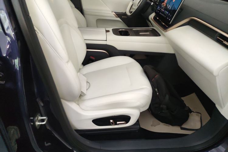 Used Dongfeng eπ eπ008 2024 636Max All-Electric Version 6 Seats