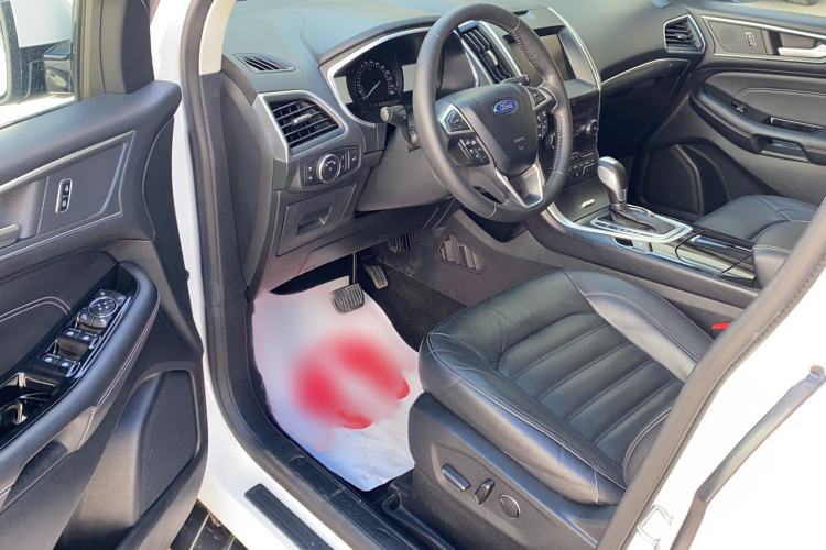 Used Ford Edge 2016 EcoBoost 245 Two-Wheel-Drive Titanium 7-Seater