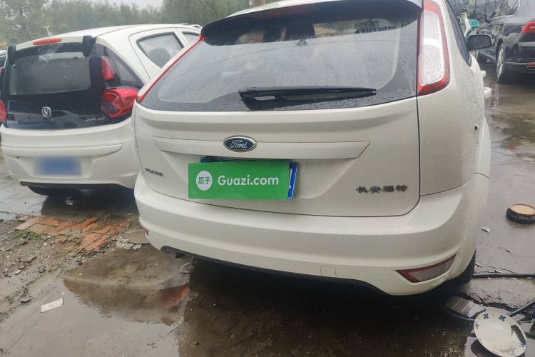 Used Ford Focus 2013 Hatchback Classic 1.8L Manual Base Model