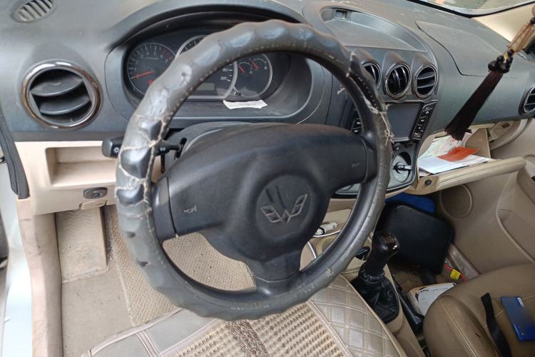 Used Wuling Hongguang 2010 1.4L Luxury Model Steering Wheel