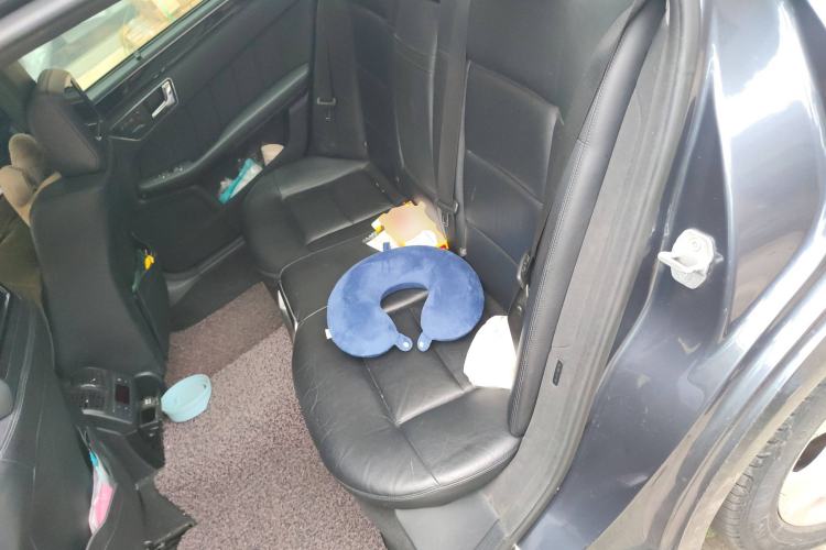 Used Mercedes-Benz E-Class 2010 E 300 L Fashion Model
