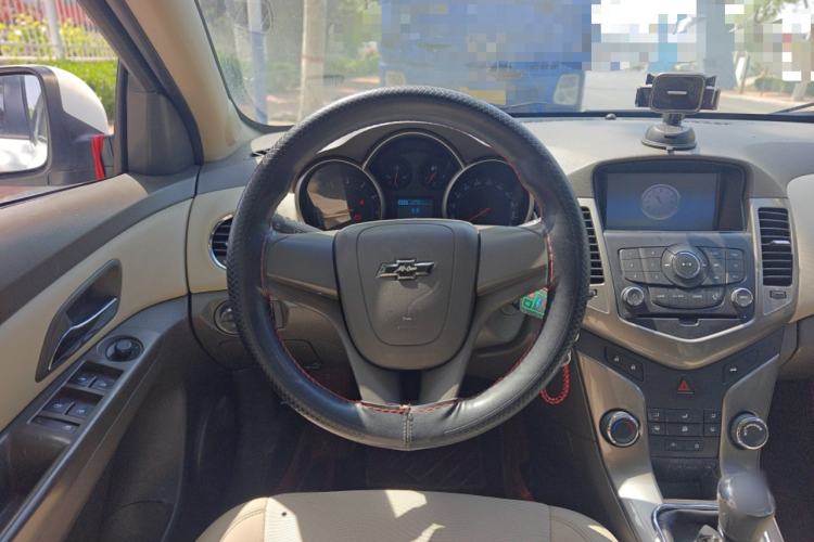 Used Chevrolet Cruze 2015 1.5L Classic SE MT