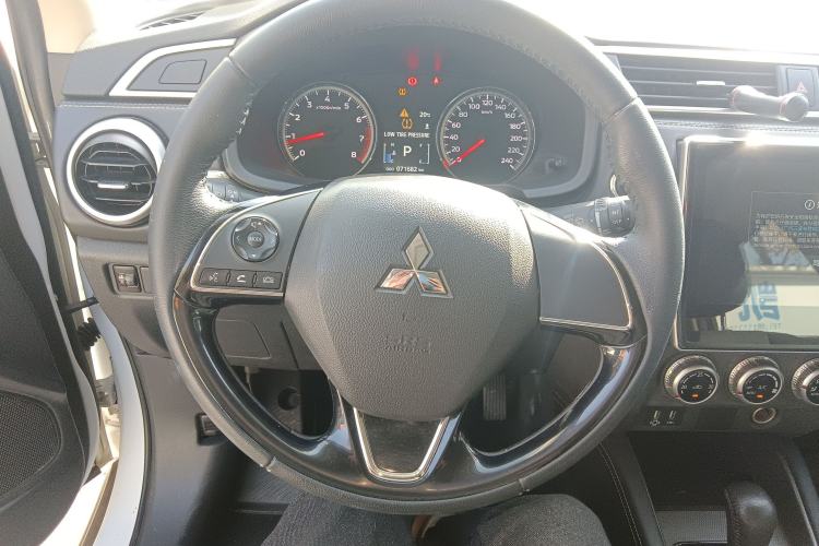 Used Mitsubishi ASX 2020 2.0L CVT Smart Edition
