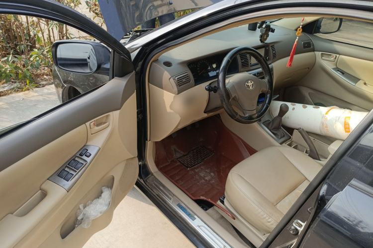 Used Toyota Corolla EX 2010 1.6L Manual Luxury Edition