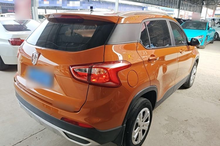 Used Baojun 510 2017 1.5L manual Comfort trim

